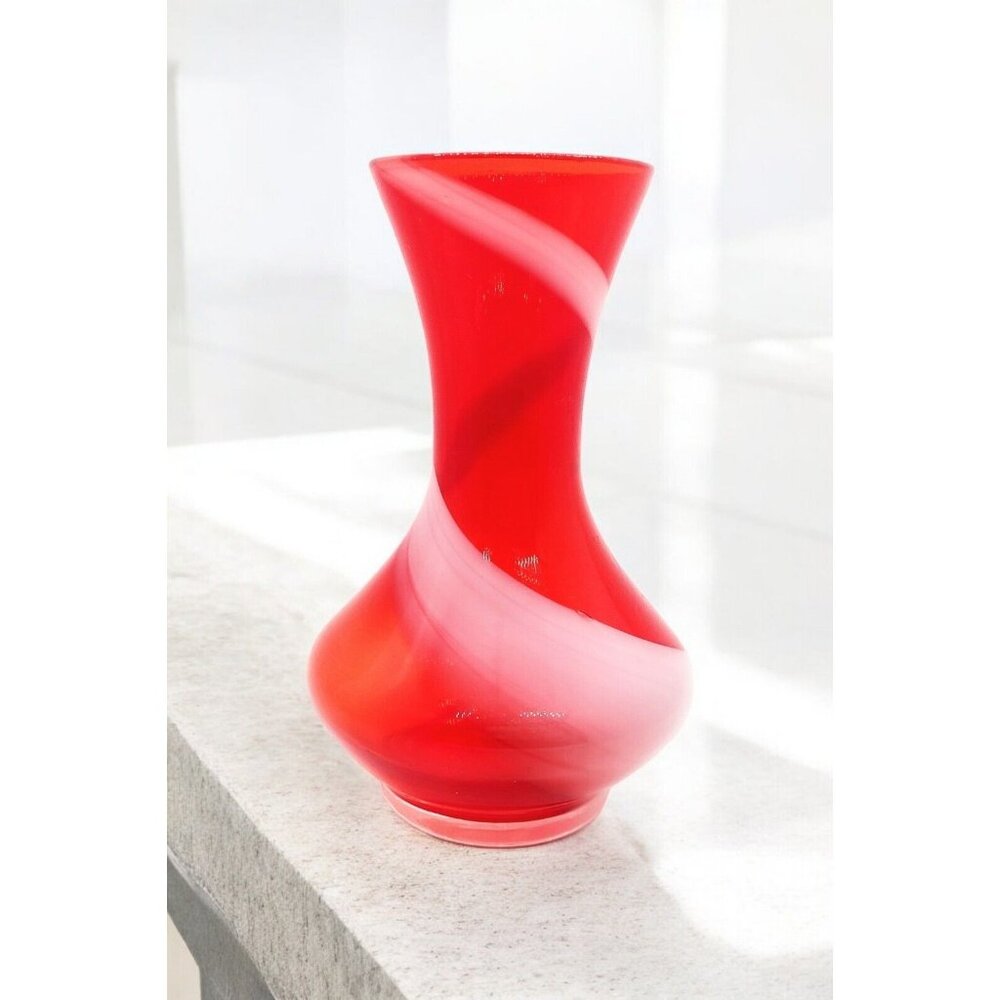 Japan Radio Art Glass Bud Vase 5.25 in Red White Swirl Handblown Christmas Decor